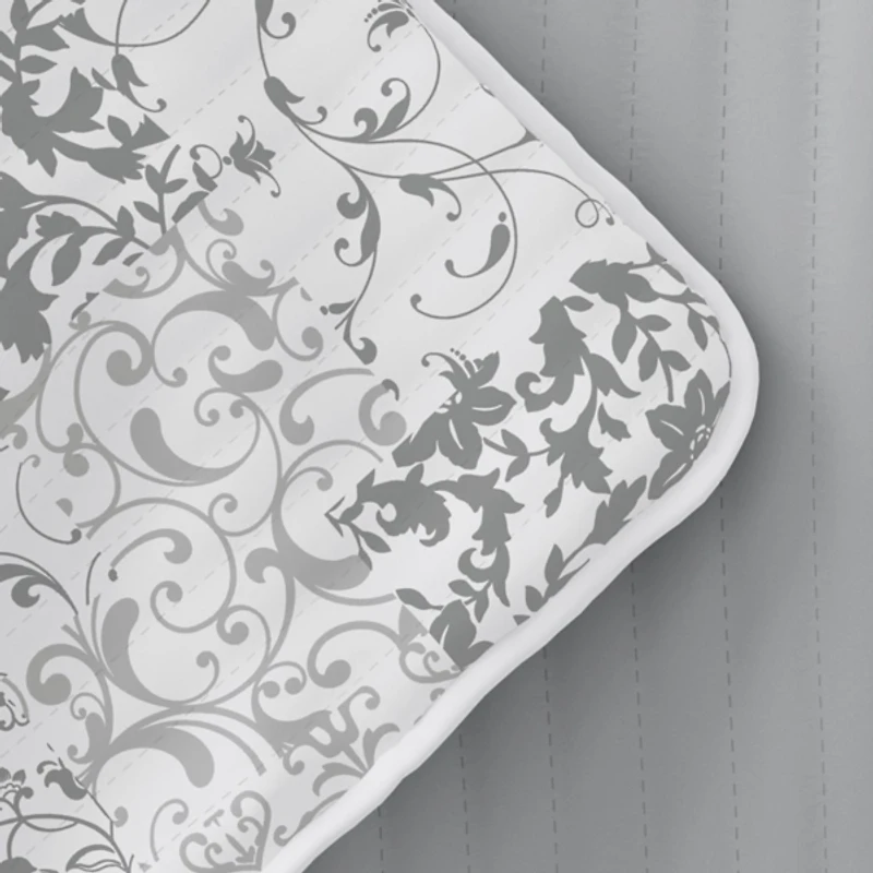 Gray Patchwork Reversible 3-pc. Queen Quilt Set