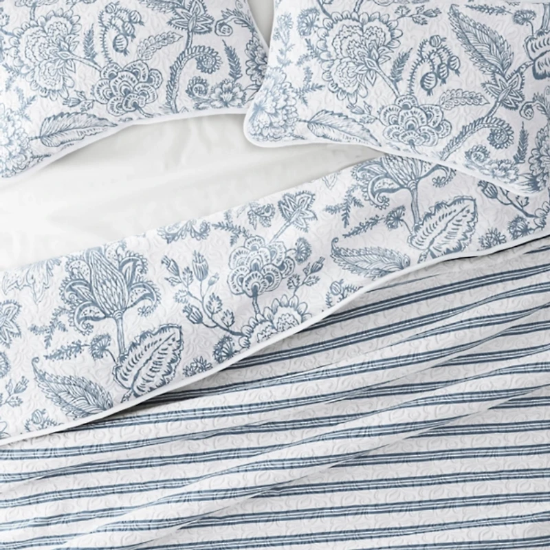 Blue Jacobean Reversible 2-pc. Twin Quilt Set