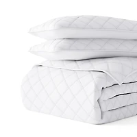 White Stitched Diamond 3-pc. Queen Quilt Set