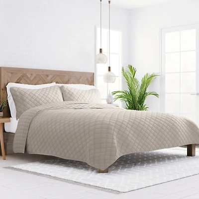 Latte Stitched Diamond 3-pc. King Quilt Set