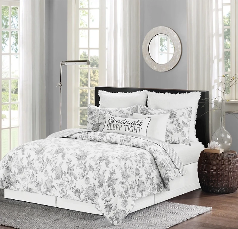 Miriam Floral & Stripe 3-pc. Full/Queen Quilt Set