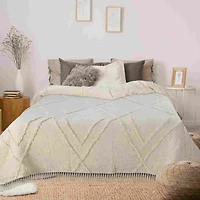 Ivory Geometric Queen Coverlet