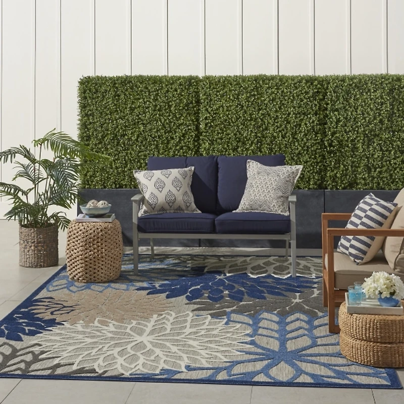 Blue Floral Burst Outdoor Area Rug, 6x9