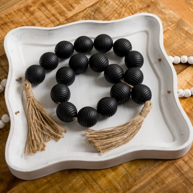 Black Ribbed Bead Garland