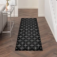 Black & Ivory Quatrefoil Indoor/Outdoor Runner