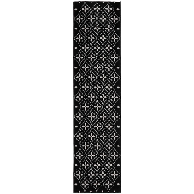 Black & Ivory Quatrefoil Indoor/Outdoor Runner