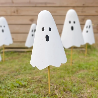 Halloween Ghost Yard Stake, 24 in.