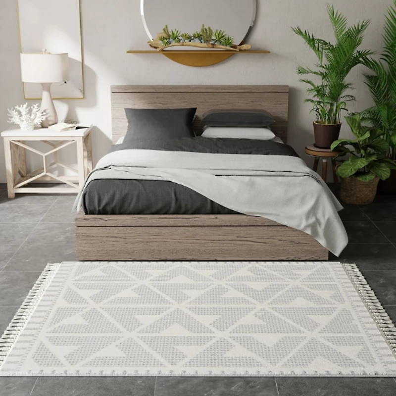 Gray & White Geometric Shag Area Rug, 8x10