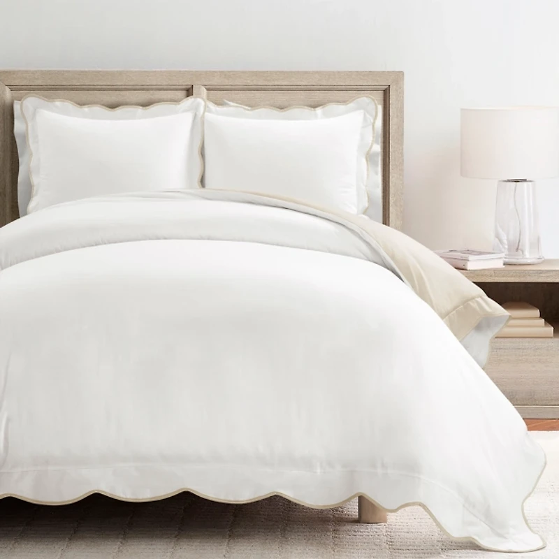 Tan Scallop Edge 3-pc. Full/Queen Duvet Cover Set