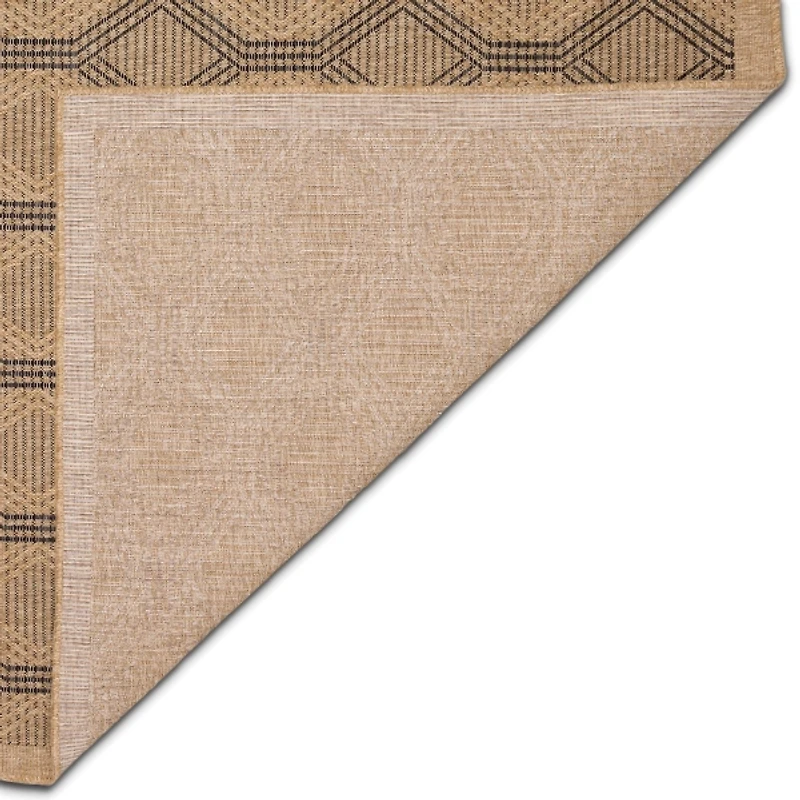 Tan & Black Diamonds Indoor/Outdoor Area Rug, 5x7