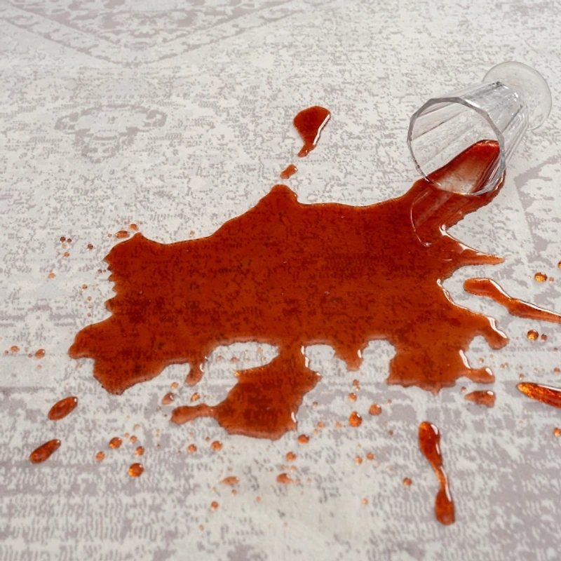 Silver Medallion Washable Area Rug, 5x7