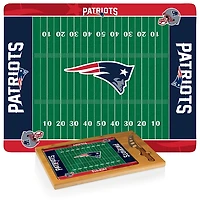 New England Patriots Cutting Board & Knife Set