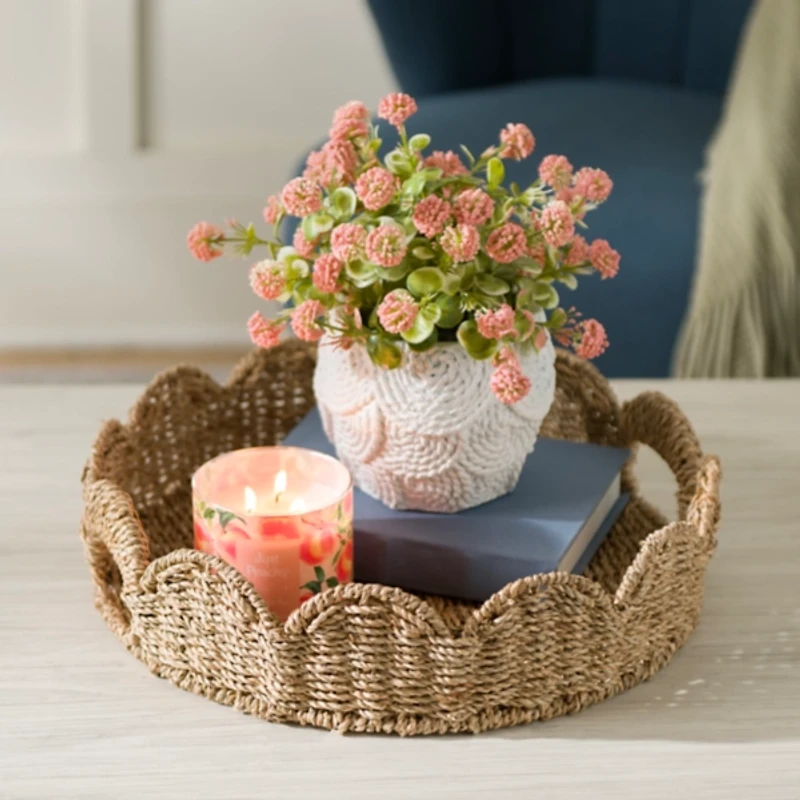 Round Scalloped Seagrass Decorative Tray