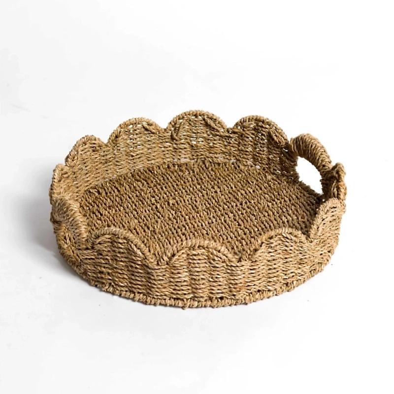 Round Scalloped Seagrass Decorative Tray