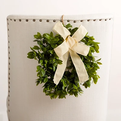 Mini American Boxwood Wreath with Bow