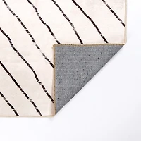 Julia Black and White Washable Area Rug, 5x8