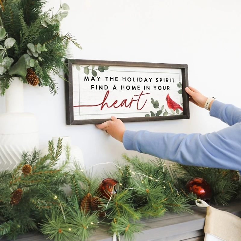 Holiday Spirit Cardinal Wall Plaque