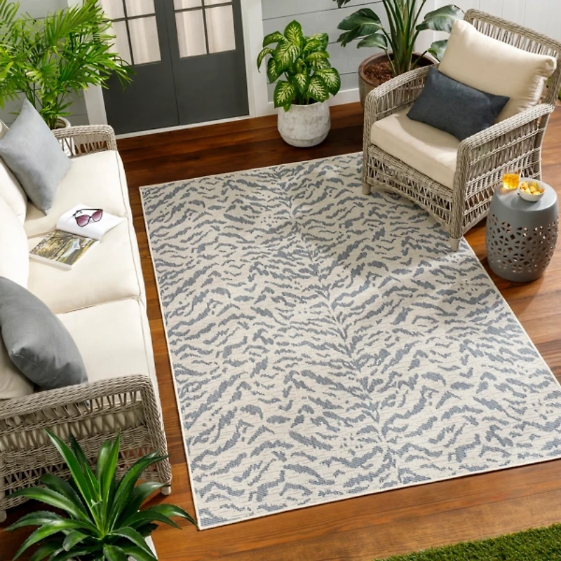 Blue Ravello Outdoor Rug, 5x7