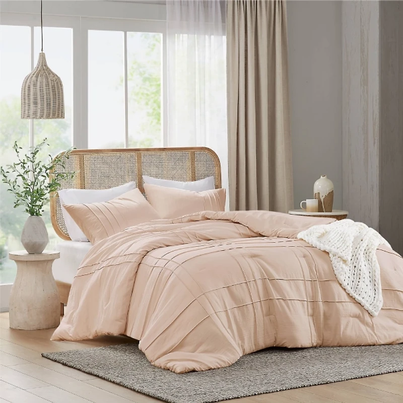 Pink Porter Queen Comforter Set
