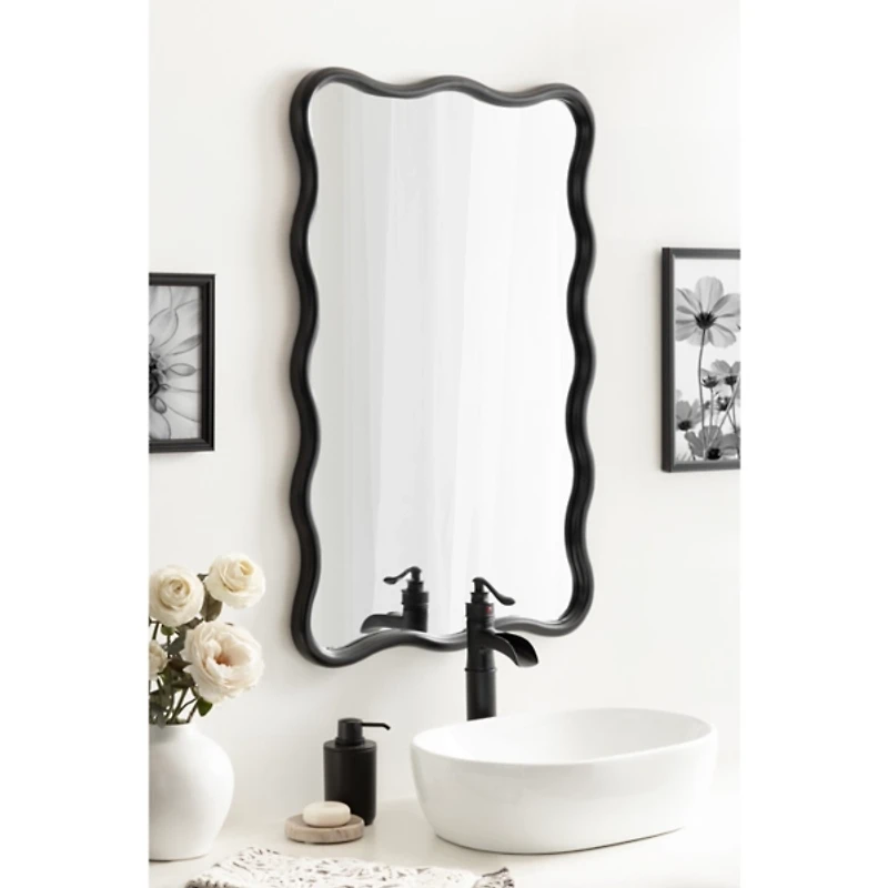 Black Scalloped Harlow Wall Mirror
