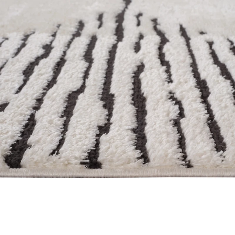 White Moroccan Accent Rug, 2x3