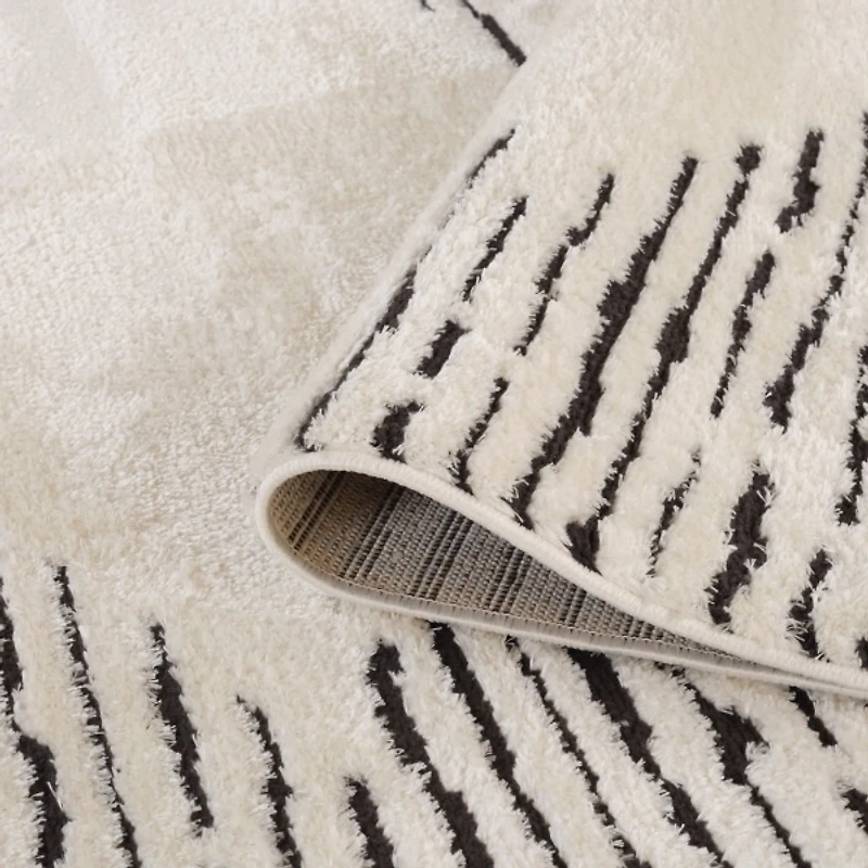 White Moroccan Area Rug, 7x9