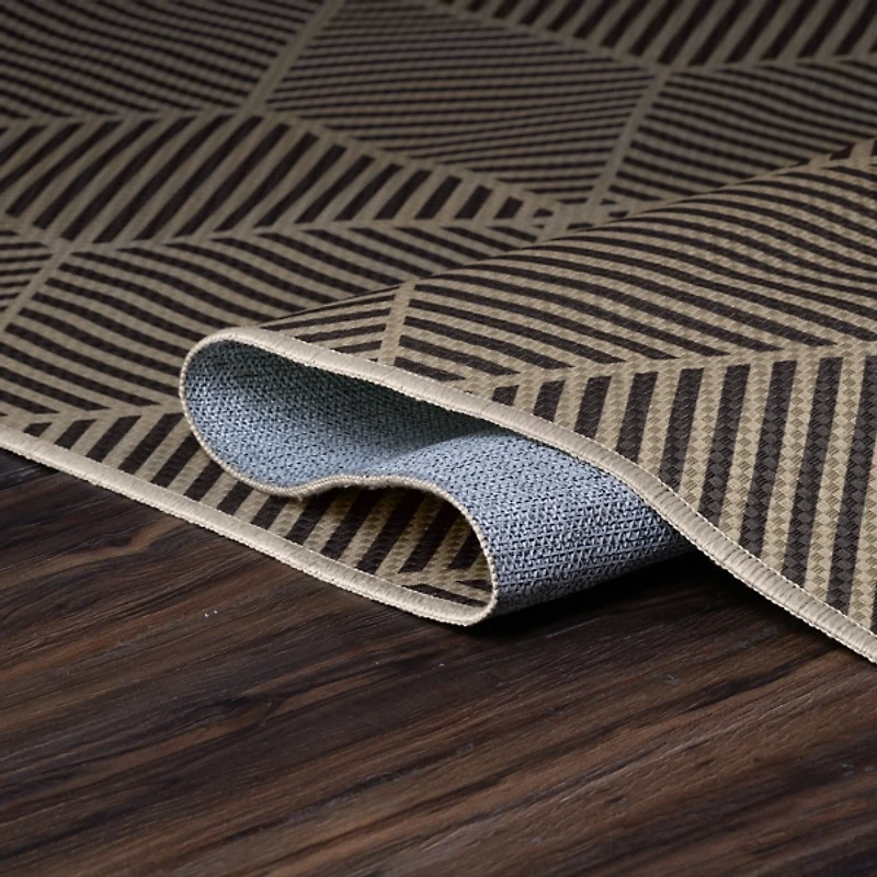 Black Geometric Washable Area Rug, 5x7