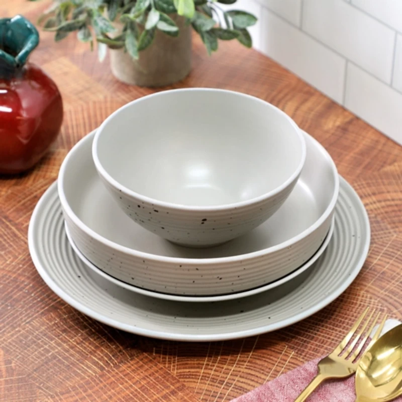 Light Gray Emilia Stoneware 16-pc. Dinnerware Set