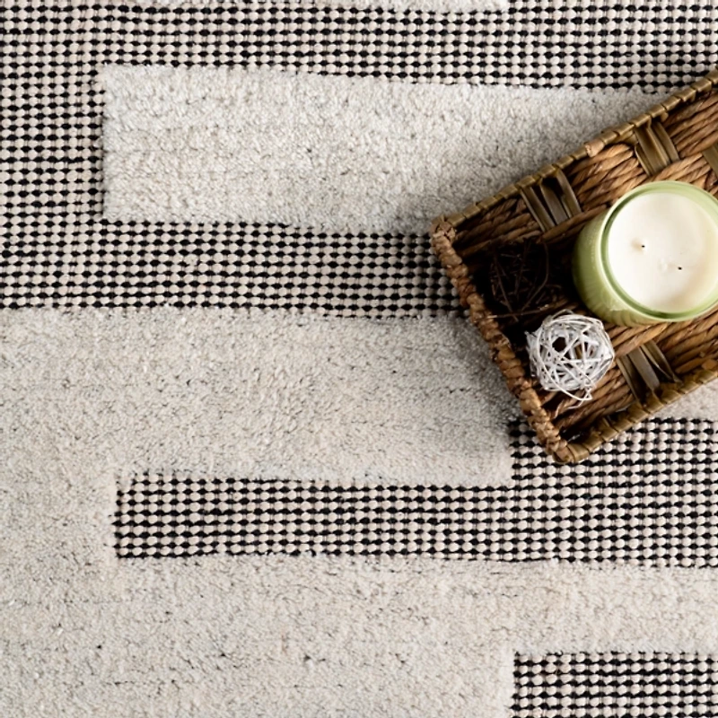 Hyperion Tasseled Cotton and Wool Area Rug