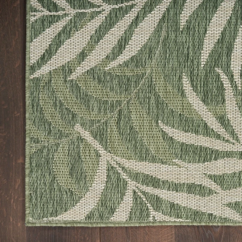 Green & Ivory Leaf Garden Oasis Outdoor Rug