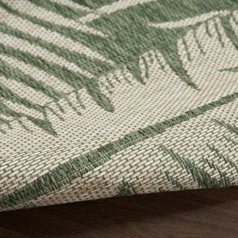 Green & Ivory Tropical Oasis Outdoor Rug