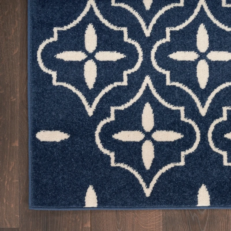 Navy Quatrefoil Indoor/Outdoor Rug
