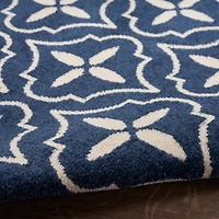 Navy Quatrefoil Indoor/Outdoor Rug