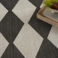 Black Diamond Positano Outdoor Rug, 5x7
