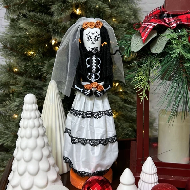 Skeleton Girl Halloween Nutcracker