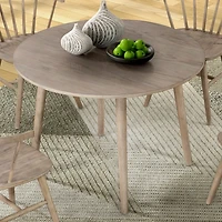 Natural Oak Round Veneten Dining Table