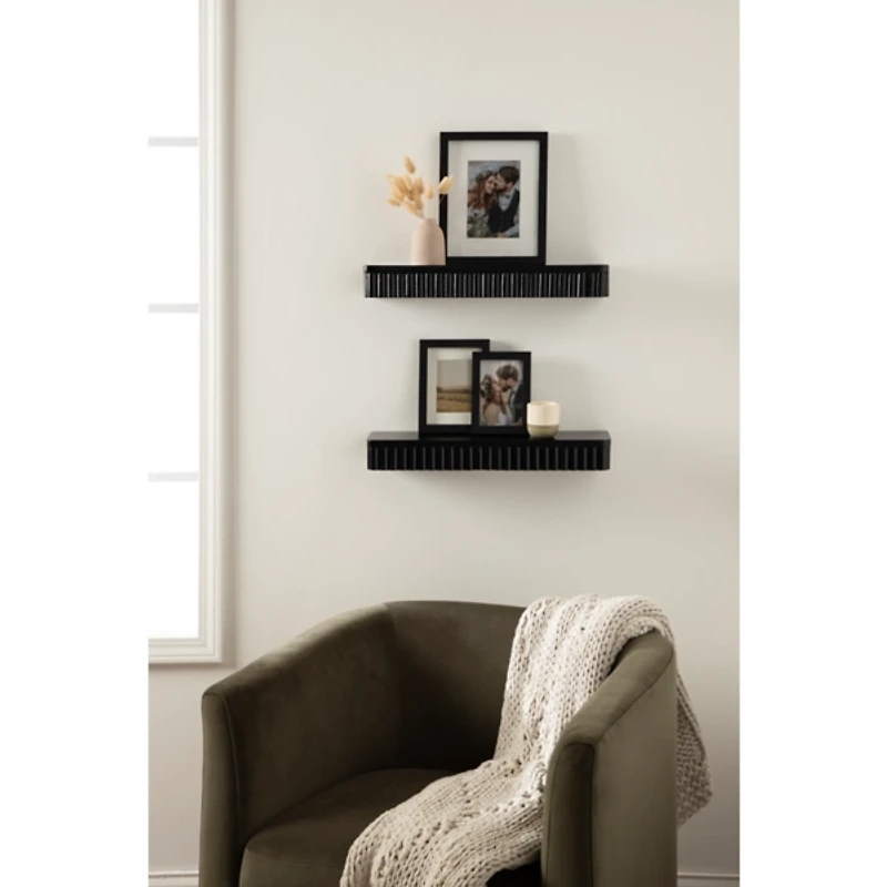 Black Ribbed Floating Shelves, Set of 2