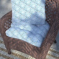 Blue Medallion Tufted Outdoor Chair Cushion