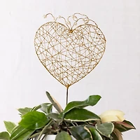 Gold Wire Heart with Pearls Pick