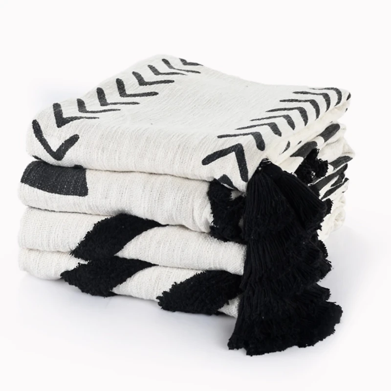 Black and White Handmade Chevron Throw Blanket