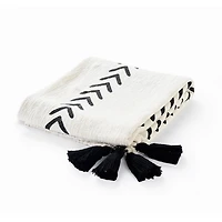 Black and White Handmade Chevron Throw Blanket