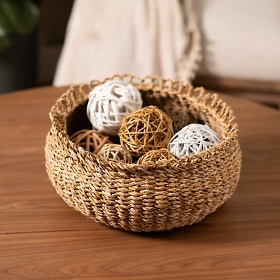 Round Seagrass Conical Top Basket