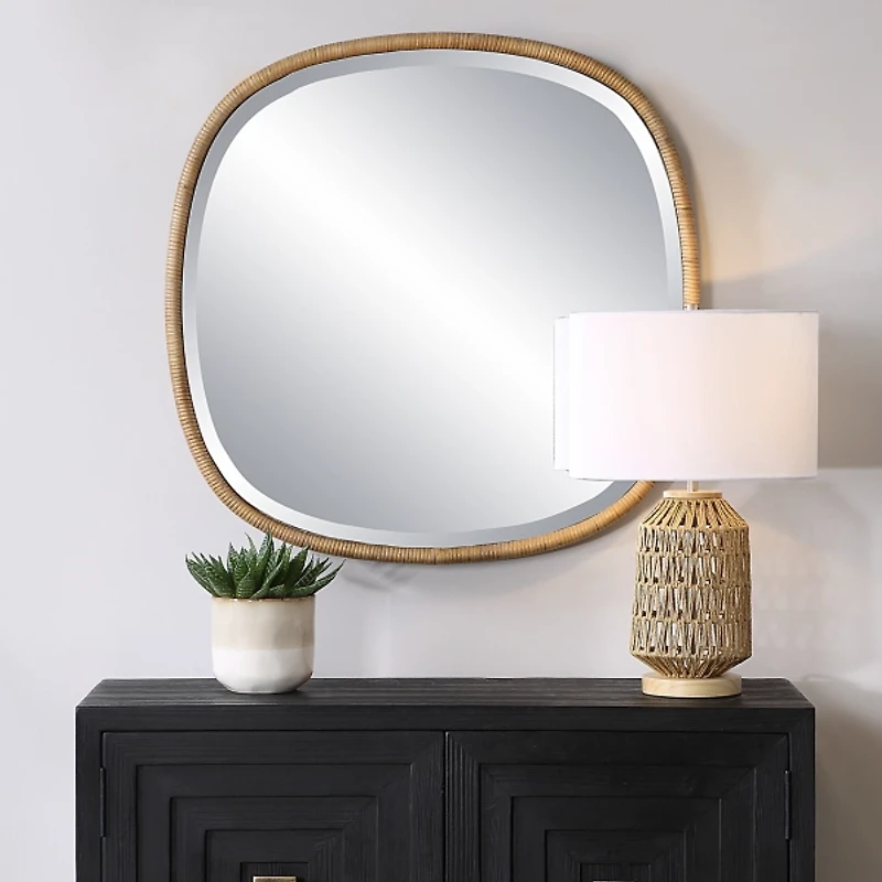 Natural Rattan Round Frame Beveled Wall Mirror