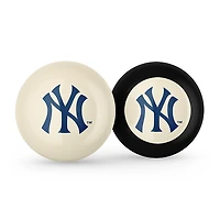 New York Yankees Cue Ball & 8 Ball Gift Set