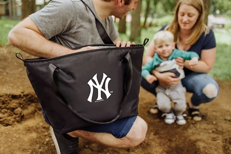 Black New York Yankees Cooler Tote Bag