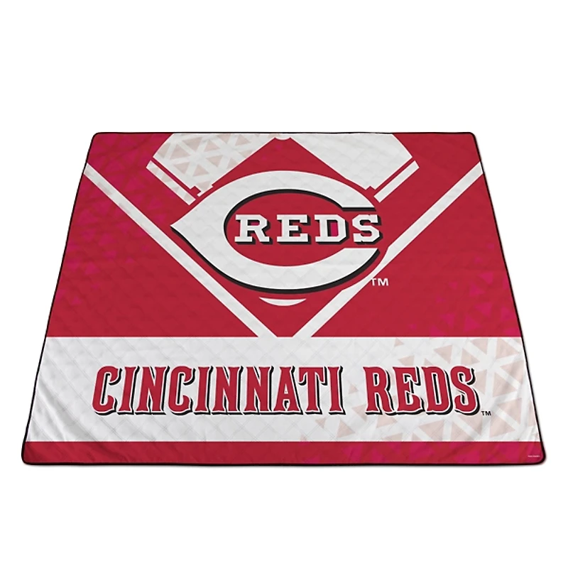 Cincinnati Reds Blanket & Drawstring Bag Set