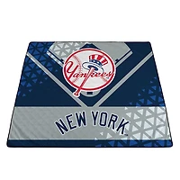 New York Yankees Blanket & Drawstring Bag Set