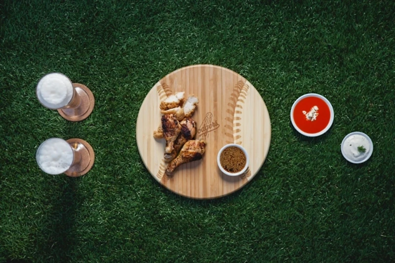 Los Angeles Dodgers Bamboo Cheese Board