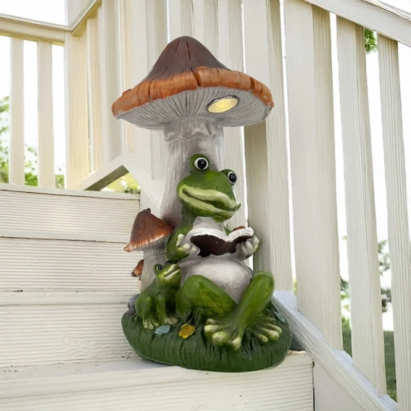 Solar Light Reading Frog Garden Statue