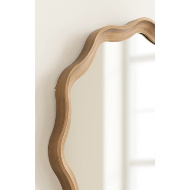 Round Gold Scalloped Wood Wall Mirror